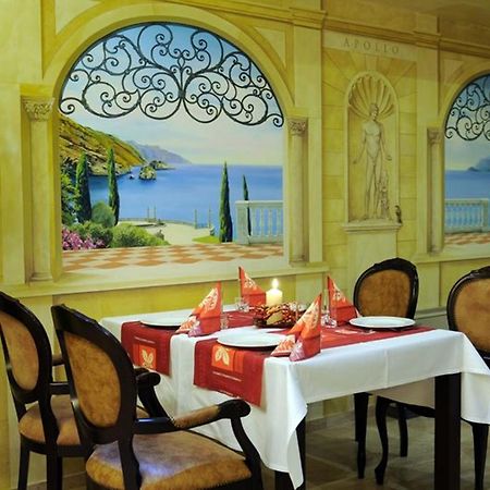 Hotel Apollo Darlowko Ngoại thất bức ảnh